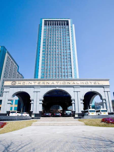 フアチェン インターナショナル ホテル 重慶 エクステリア 写真